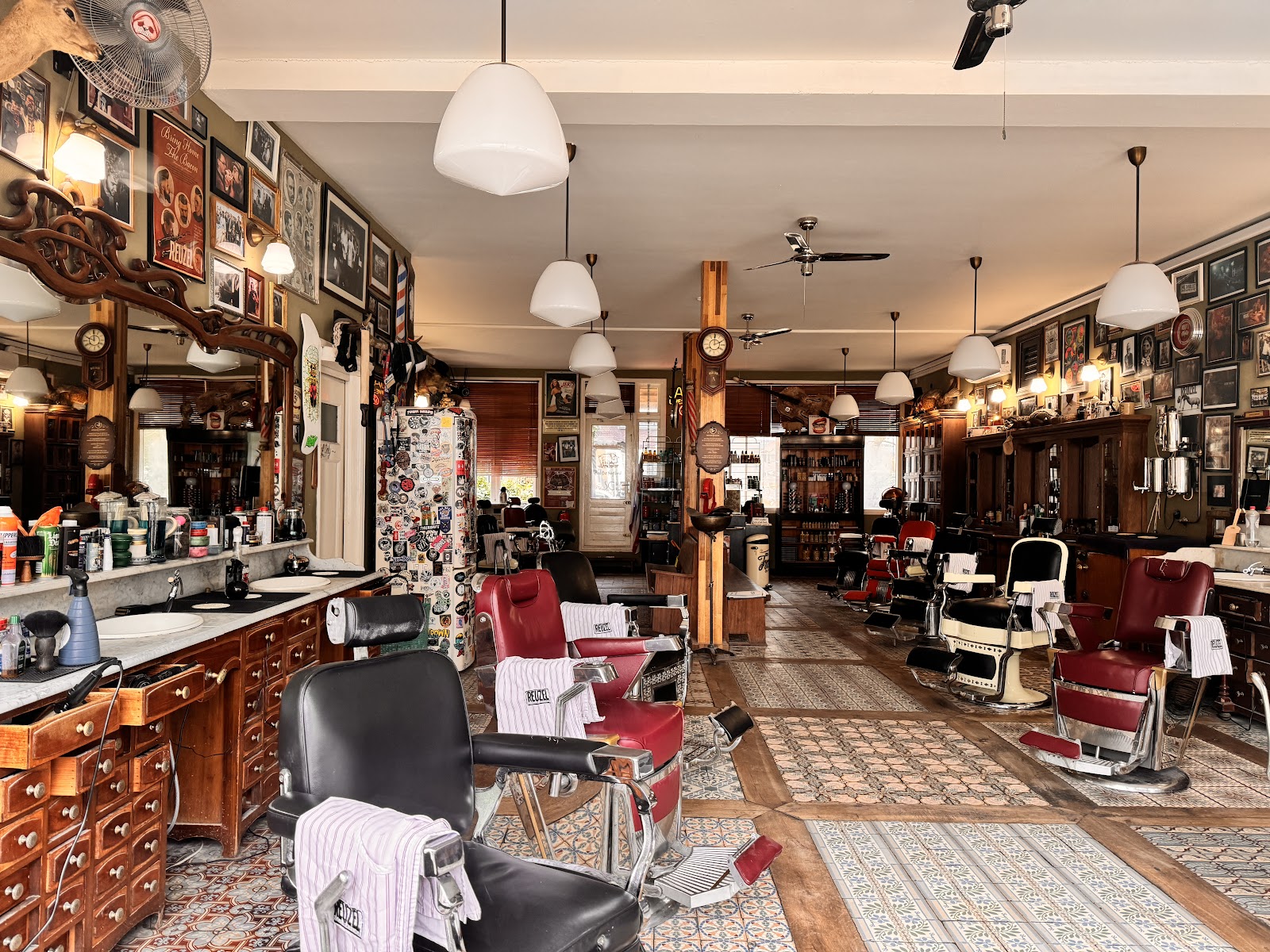Schorem Haarsnijder & Barbier photo 4