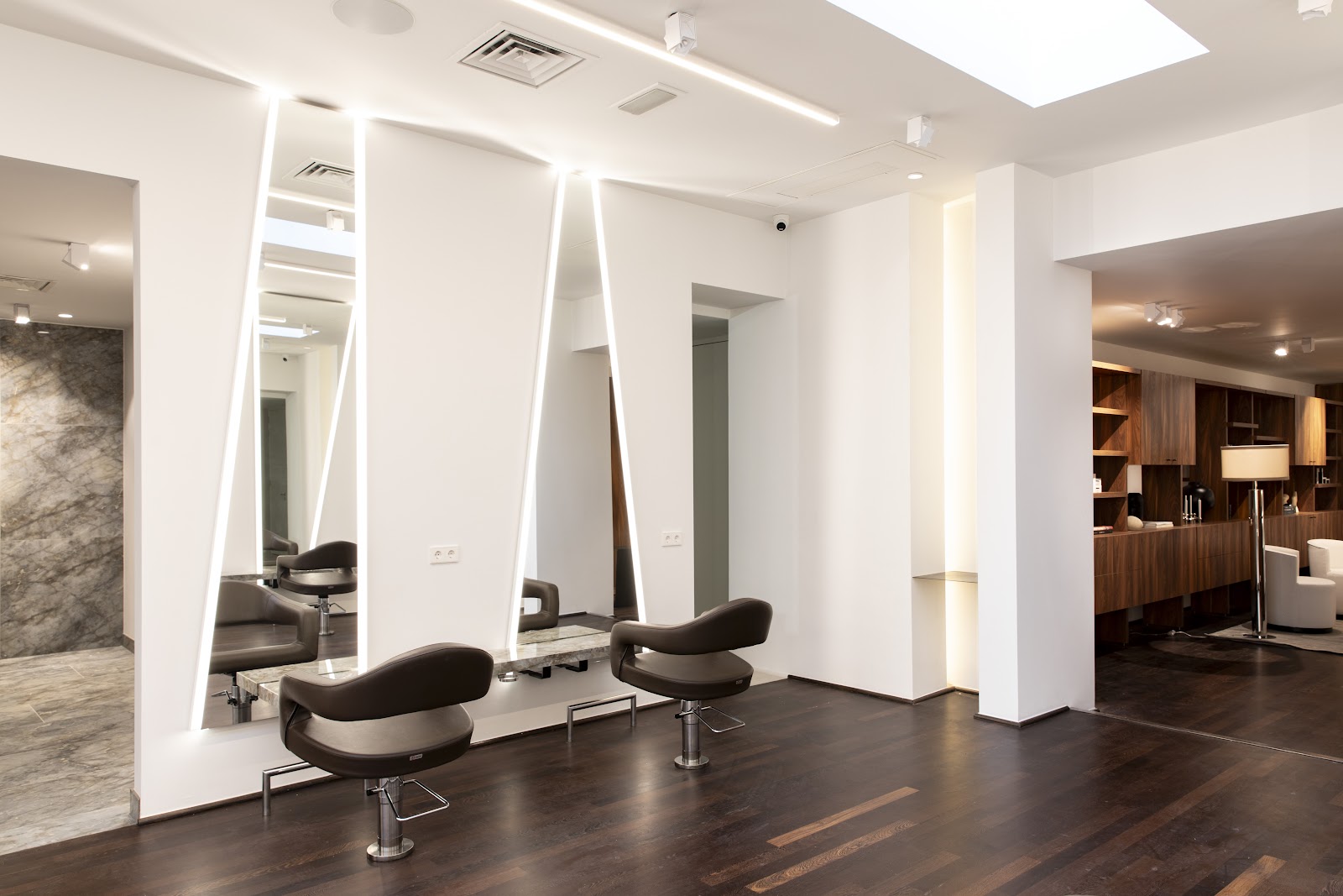 Rob Peetoom Hair + Make-up salon in Amsterdam